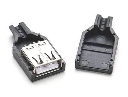 USB-A SOCKET IN BLACK HOUSING - REWIREABLE  180386