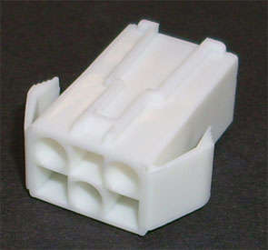 HOUS MALE 6W SQU P/M 4.5mm PITCH YY10C06