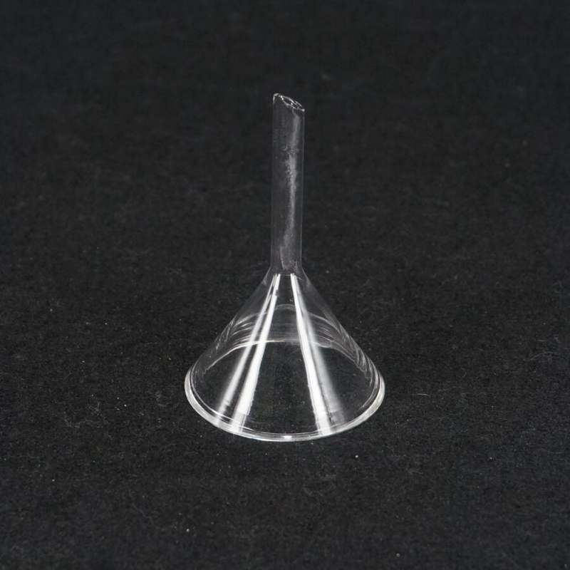 Funnel Glass 150mm D Stemm 16mm