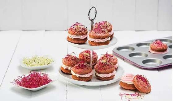 Zenker Creative Studio 12 Whoopies Set with Scraper