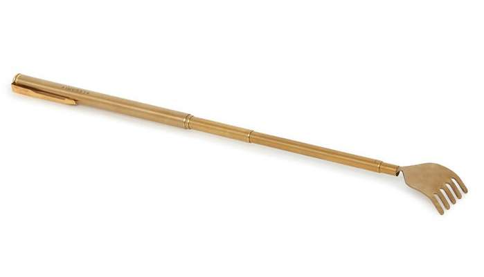 TELESCOPIC BACK SCRATCHER