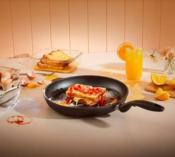 Swiss Diamond XD 28cm Frying Pan