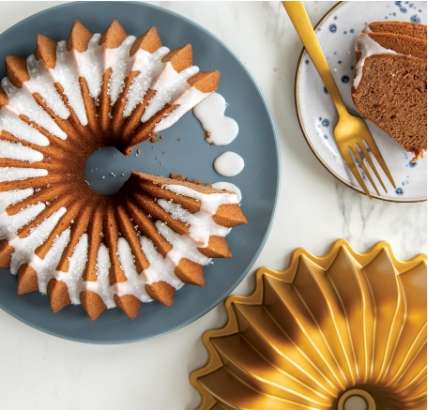 Brilliance Bundt Pan