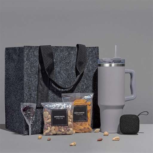 Yatta Graceful Goodies Hamper - Grey