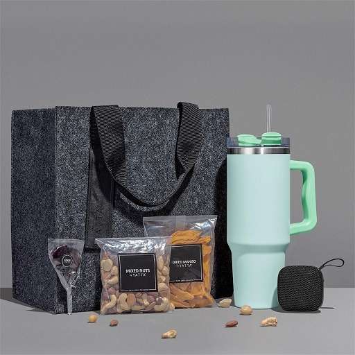 Yatta Graceful Goodies Hamper - Light Green