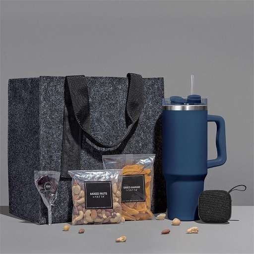 Yatta Graceful Goodies Hamper - Navy