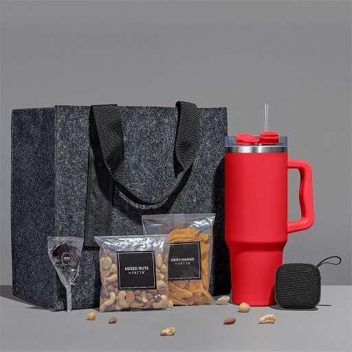 Yatta Graceful Goodies Hamper - Red