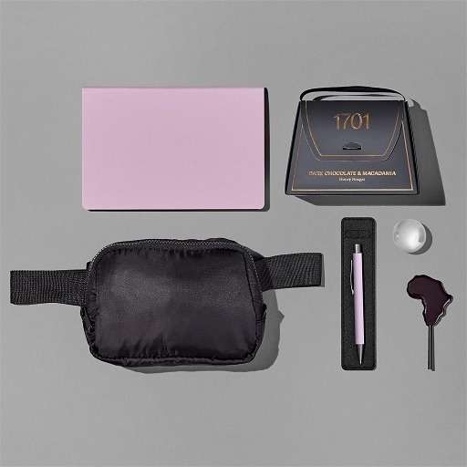 Yatta Simple Luxuries Hamper - Pink