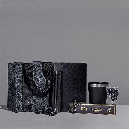 Yatta Supreme Selection Hamper - Black Only