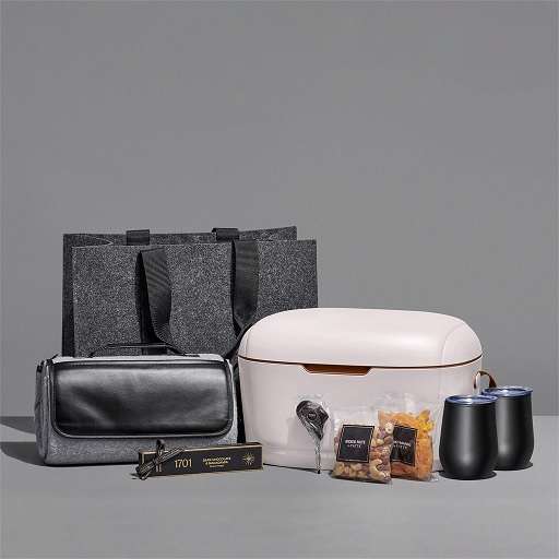 Yatta Lavish Leisure Hamper - Cream