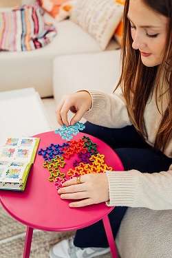 SMART GAMES -  IQ MATRIX