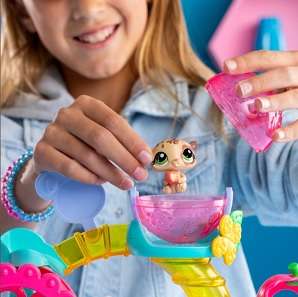 LITTLEST PET SHOP FUN FACTORY PLAYGROUND PLAYSET