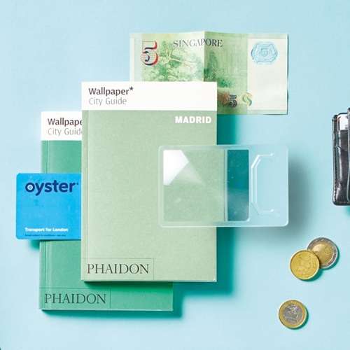 MAGNIFI CREDIT CARD MAGNIFIER
