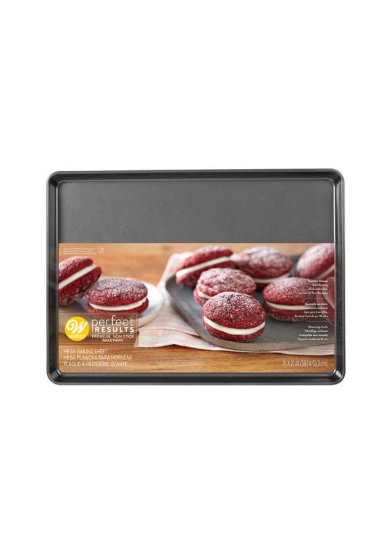 Wilton Perfect Results Premium Mega Cookie Pan ? 53 x 38 cm (Non-Stick)