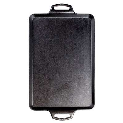 Lodge Cast Iron 15.5 x 10.5 Inc Seasoned Baking Pan