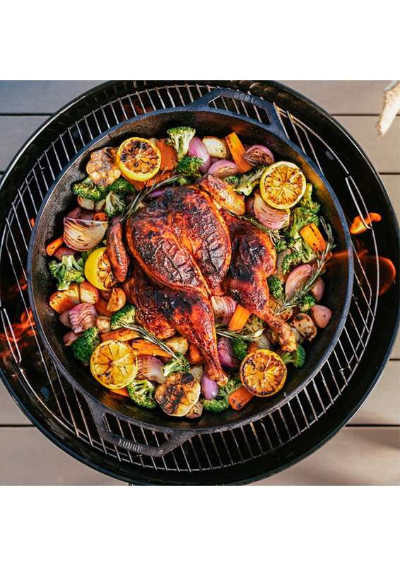 Lodge Cast Iron 17 Inch Seasoned Cast Iron Dual Handle Pan