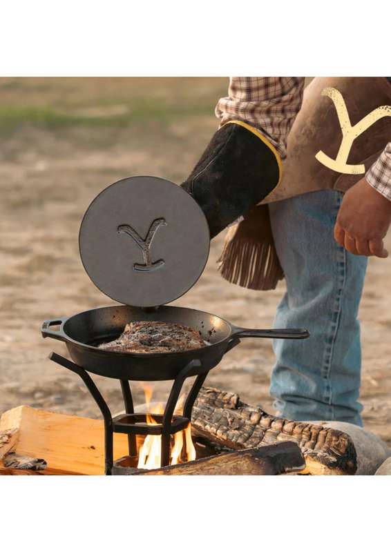 Lodge Cast Iron Yellowstone 8 Inch Round Seasoned Cast Iron Power Y Grill Press