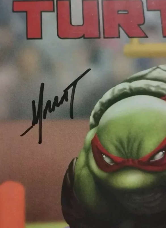 TMNT #1 NYCC SIGNED MARAT MYCHAELS INC COA. RAPHAEL AMERICAN FOOTBALL LTD 500