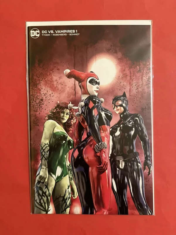 DC Vs Vampires #1 (Marco Turini Exclusive Set Trade/Minimal & Virgin)