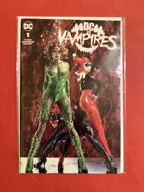 DC Vs Vampires #1 (Marco Turini Exclusive Set Trade/Minimal & Virgin)