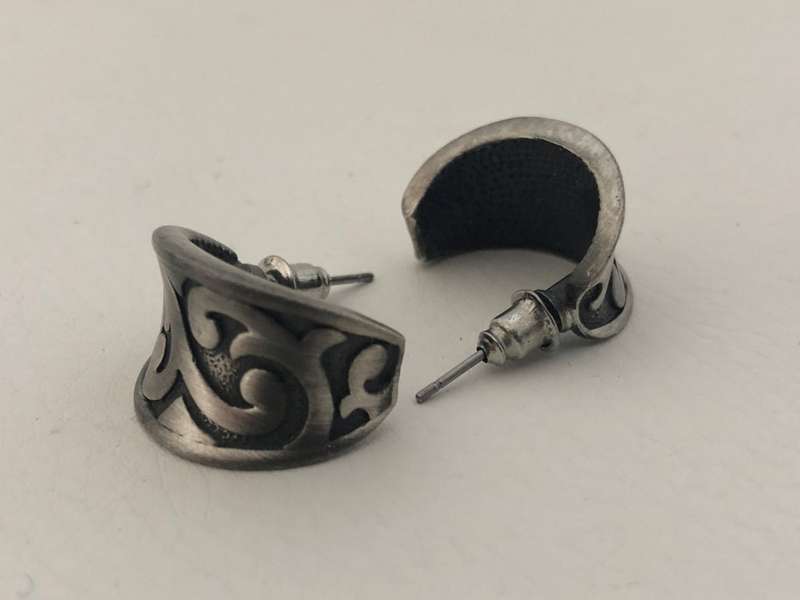 Dark Silver Tone Earrings With Twirly Design Huggie Style Earrings #ML0088 R120.00 | Dimensions: ...
