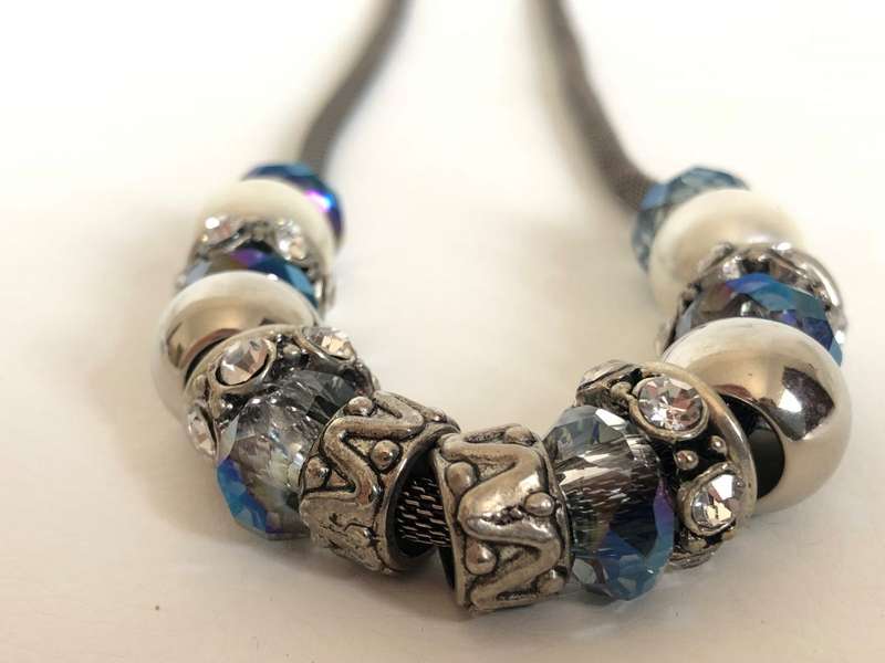 Silver Tone Rope Chain Necklace With Large Beads (Mock Pearl, Blue Colour Stones And Diamante) ML299