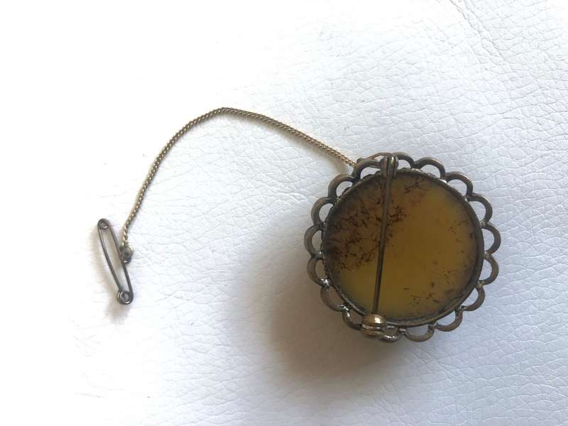 Gold Plated Brooch - Yellow Honey Colour With Round Large Stone Set In Flower Type Setting #ML425...