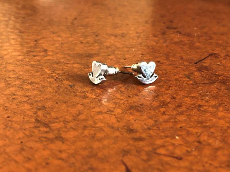 Earrings - Silver Tone Studs With Heart Design #ML460