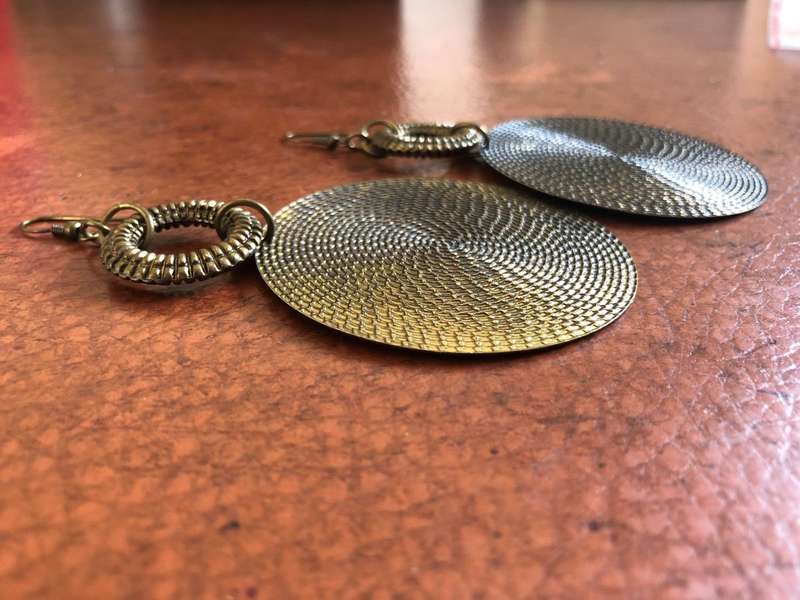 Earrings - Silver Tone Drops With Shepherds Hook - Large Disk with Ring, Disk are Textured #ML461