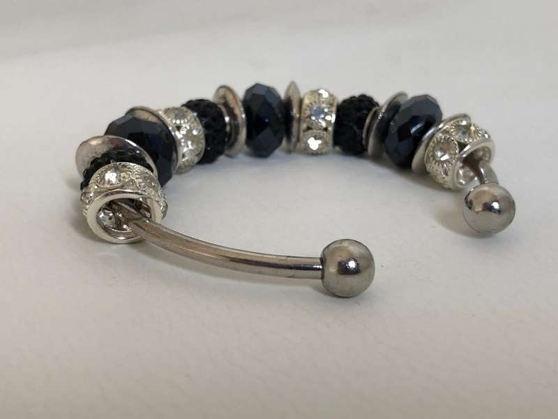 Bracelet - Cuff With Black and Silver Colour Beads and Diamante Circles. Silver Colour #ML472