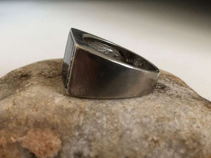 925 Silver Ring With Black Square Centre With White Stones on Either Side #ML340 | Dimensions: Ri...