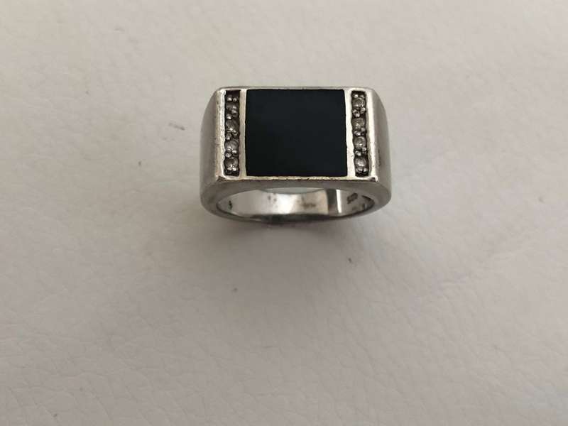 925 Silver Ring With Black Square Centre With White Stones on Either Side #ML340 | Dimensions: Ri...