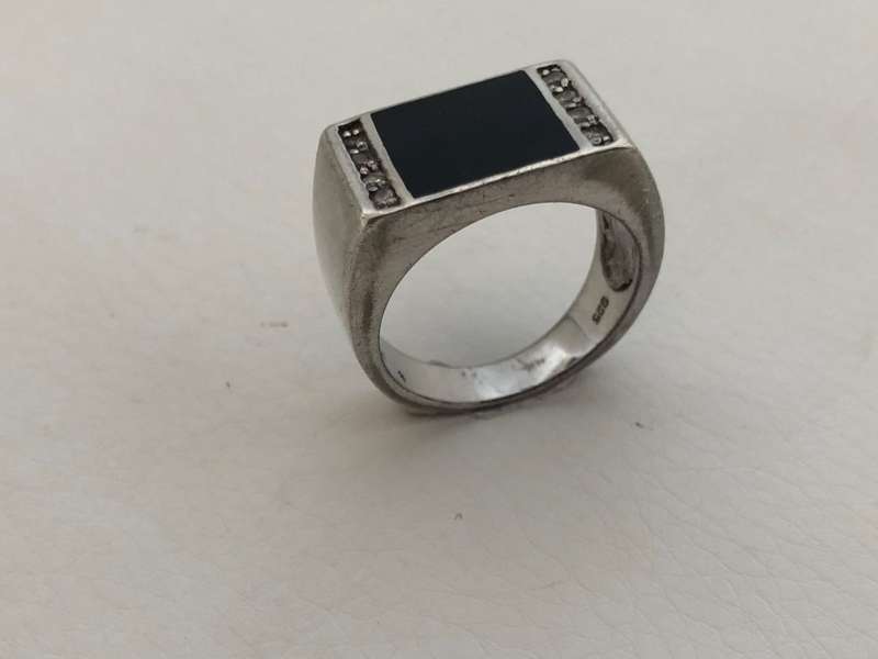 925 Silver Ring With Black Square Centre With White Stones on Either Side #ML340 | Dimensions: Ri...
