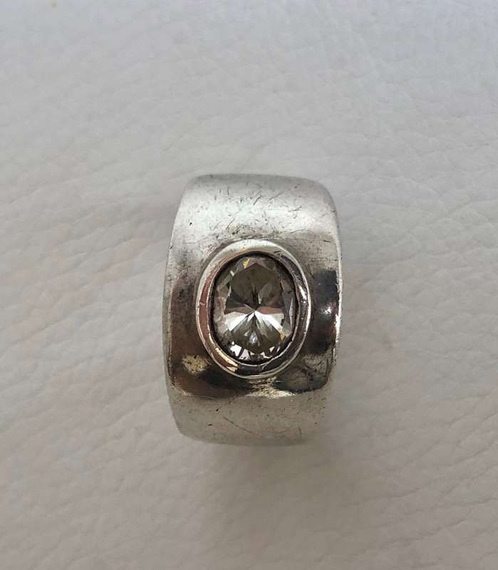 925 Silver Wide Band with Oval White Stone Set in #ML508 R695.00 | Dimensions: Ring Size T1/2