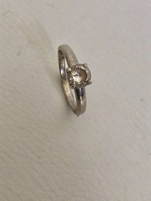 925 Silver Thin Band with White Stone in Claw Setting #ML510 R495 | Dimensions: Ring Size N1/2