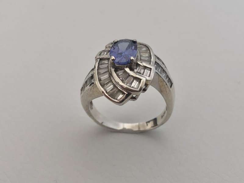 Silver Ring With Oval Shape, Lines of Diamante Type Stones, Oval Purple/Blue Stone #ML552 R695.00...