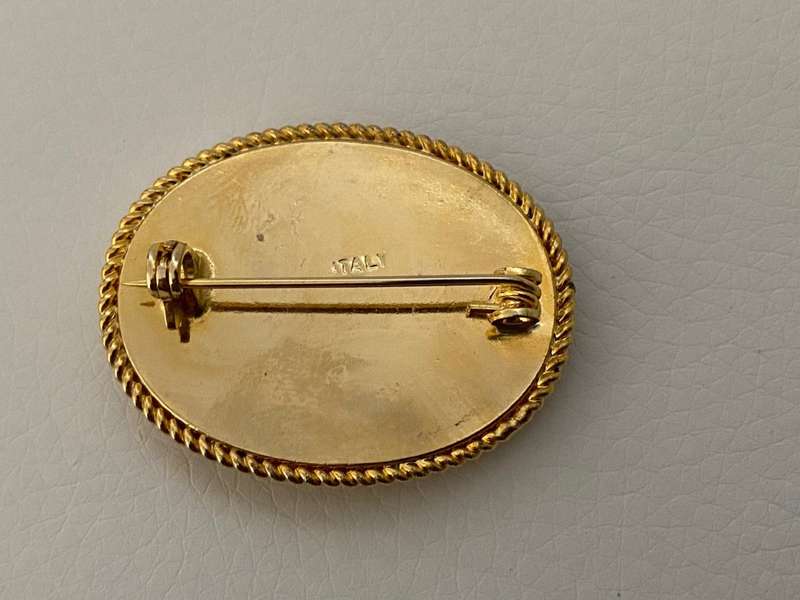 Micro Mosaic Vintage Brooch With Blue & White Flowers, Gold Colour. Made In Italy #ML596 R250.00 |