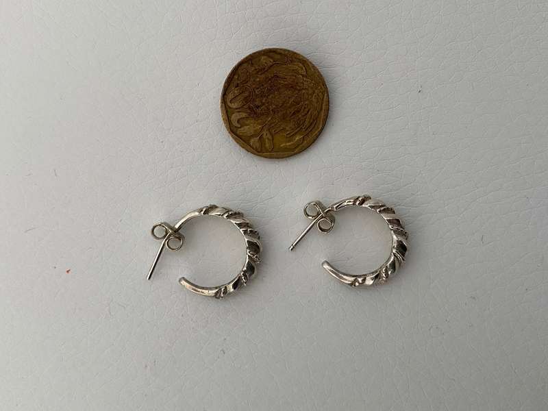 Earrings - Silver Huggies, Rope Pattern Design #ML622