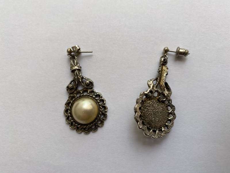 Silver Plated Earrings With Flower Patterns, Central Pearly Colour Bead (pierced ears)#ML655 | D...