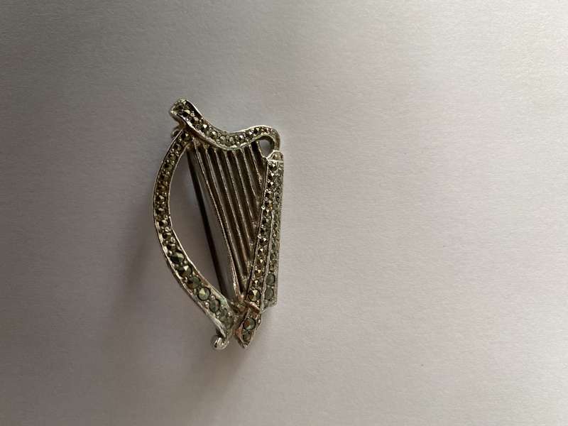 Brooch - Marcasite Harp. Silver Plated #ML656