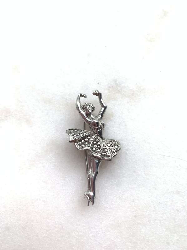 Brooch - 925 Silver Ballerina In Pirouette En Pointe With Marcasite Studded Tutu #ML756