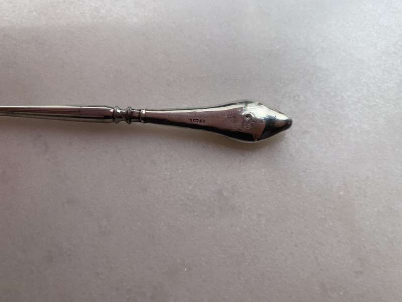Antiques & Collectibles - Silver Button Hook Hallmarked Chester 1906 #ML762 R495.00 | Dimensions:...