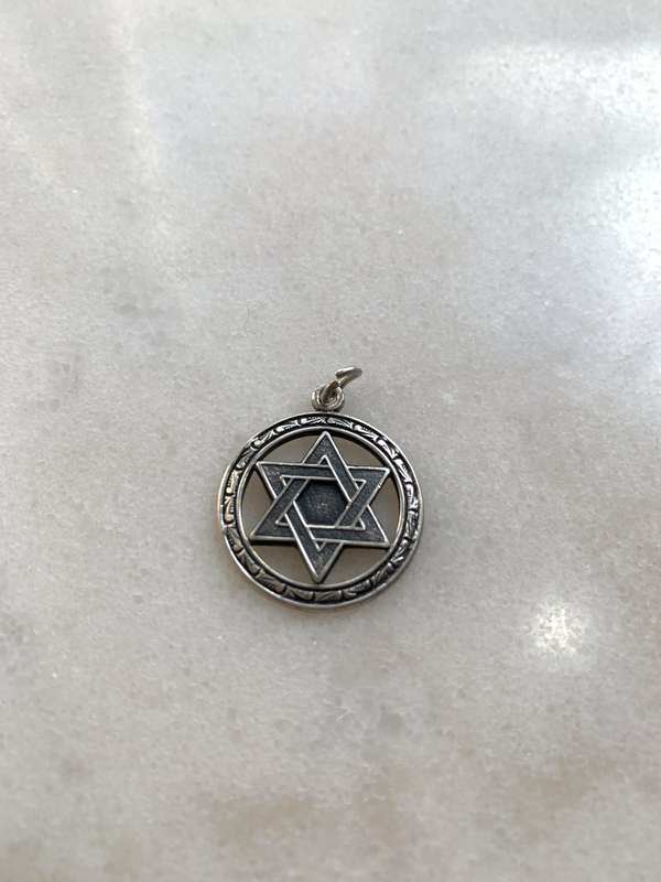 Judaica - Silver Magen David Pendant Surrounded By Circle #ML815 R295.00 | Dimensions: 23mm D