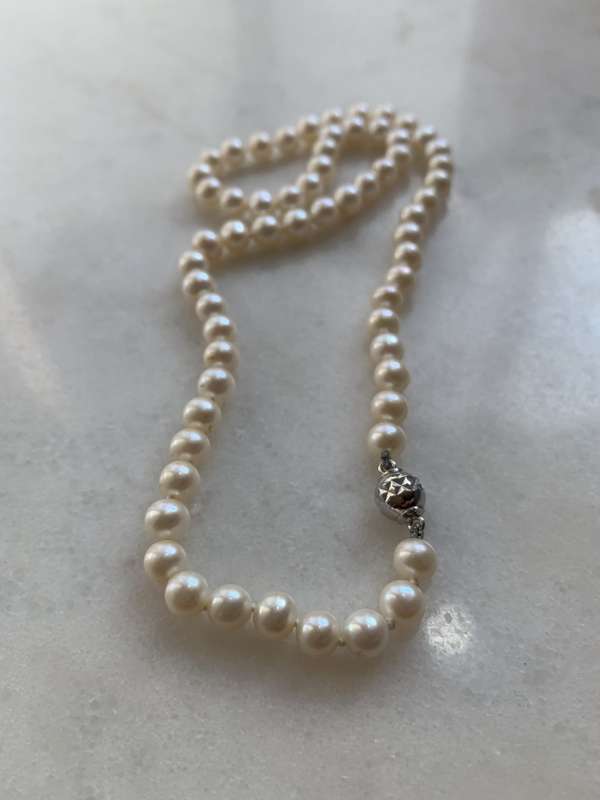 Pearl Necklace With Silver Ball Clasp