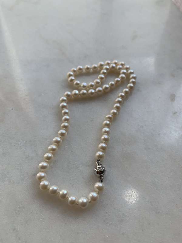 Pearl Necklace With Silver Ball Clasp