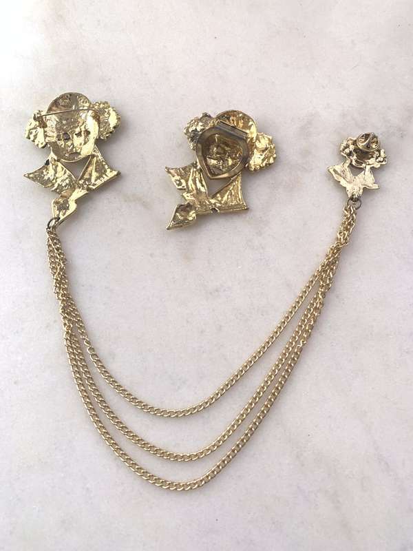 Gold Colour Clown Collar Clips With 3 Strand Chain & Matching Clown Centre Clip #ML880 R495.00 | ...
