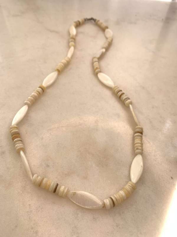Necklace - Mother of Pearl Shells - Ovals and Round Pieces #ML910