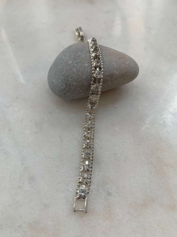 Silver Tone Bracelet With Square Clear Stones #ML941 R195.00 | Dimensions: 187mm