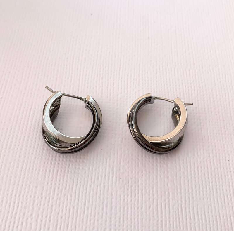 Earrings - Two-tone Criss-cross Hoops. Silver & Black Colour #ML1017 R250.00| Dimensions: 15mm