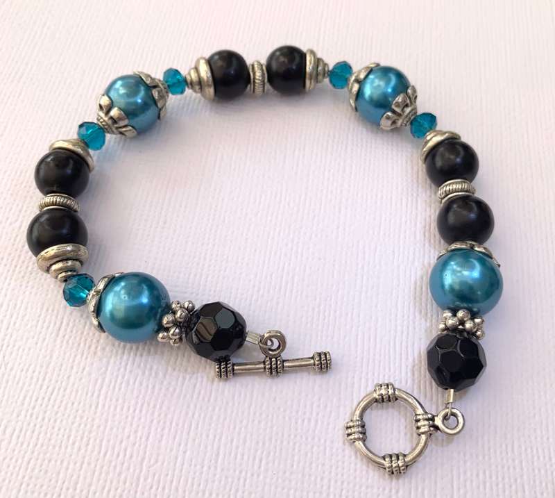 Bracelet - Round Bright Blue, Black & Silver Beads & Pieces On Wire With Silver Colour Clasp #ML1...